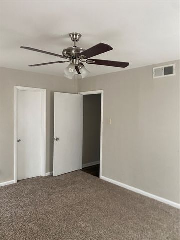 3805 Kushla Avenue, Dallas, TX 75216