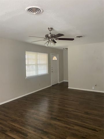 3805 Kushla Avenue, Dallas, TX 75216