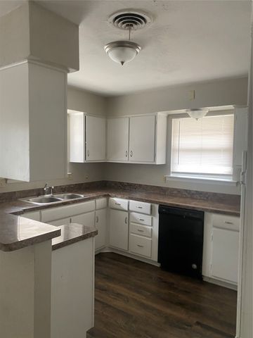 3805 Kushla Avenue, Dallas, TX 75216