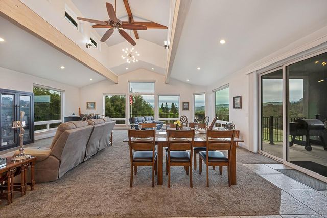 7357 Ridge Rd, Newcastle, CA 95658