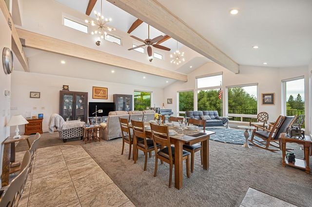 7357 Ridge Rd, Newcastle, CA 95658