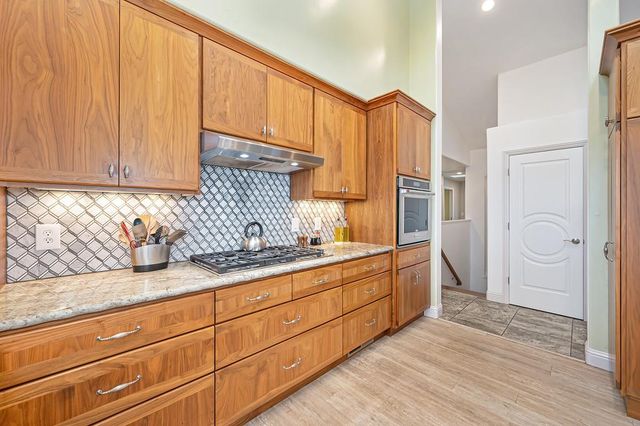 7357 Ridge Rd, Newcastle, CA 95658