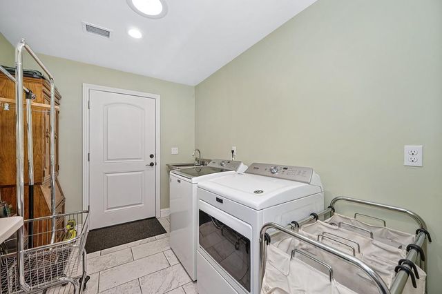 7357 Ridge Rd, Newcastle, CA 95658