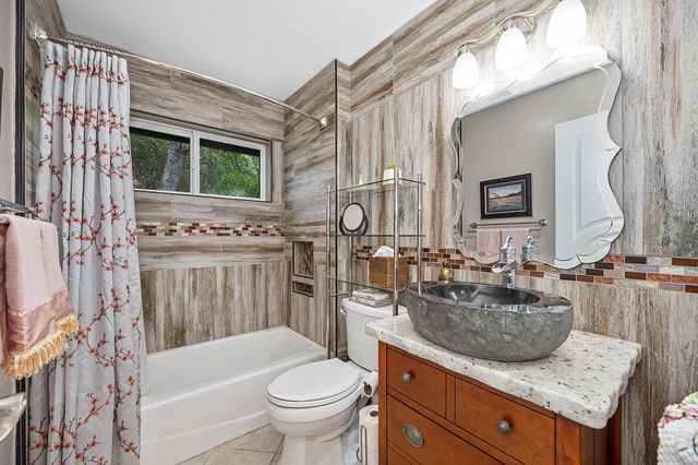 7357 Ridge Rd, Newcastle, CA 95658