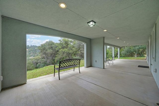 7357 Ridge Rd, Newcastle, CA 95658
