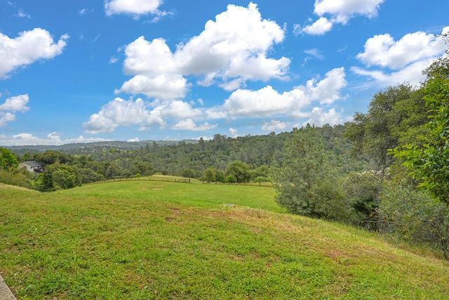 7357 Ridge Rd, Newcastle, CA 95658