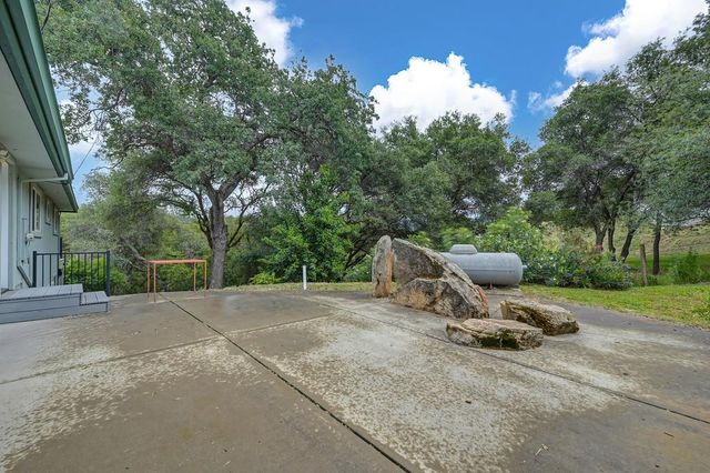 7357 Ridge Rd, Newcastle, CA 95658