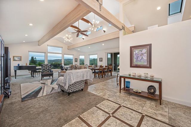 7357 Ridge Rd, Newcastle, CA 95658