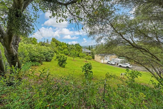 7357 Ridge Rd, Newcastle, CA 95658