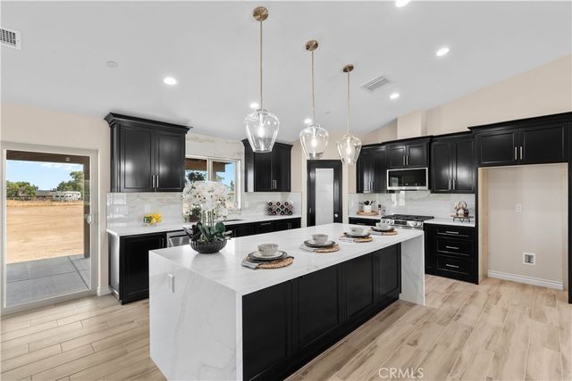 15162 Larch, Hesperia, CA 92345