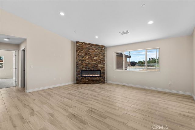 15162 Larch, Hesperia, CA 92345
