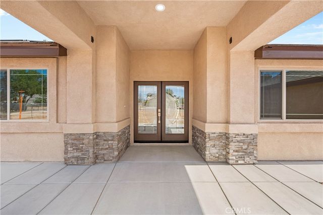 15162 Larch, Hesperia, CA 92345