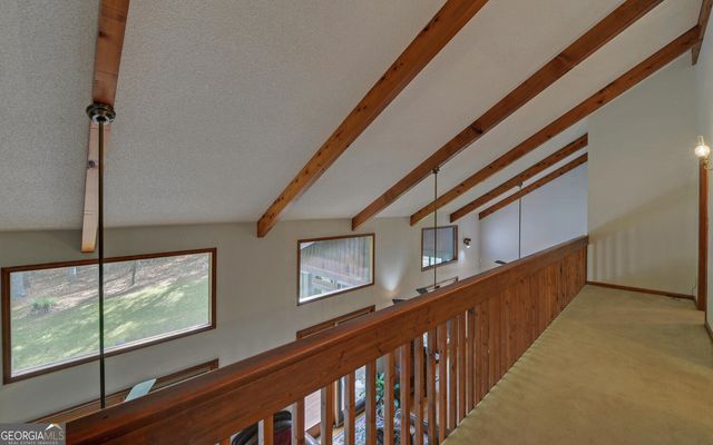 396 Greenleaf Drive, Lavonia, GA 30553