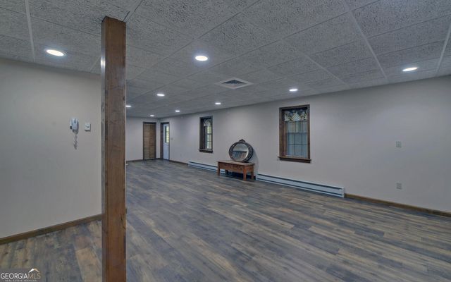 396 Greenleaf Drive, Lavonia, GA 30553