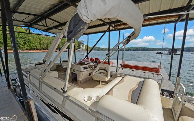 396 Greenleaf Drive, Lavonia, GA 30553