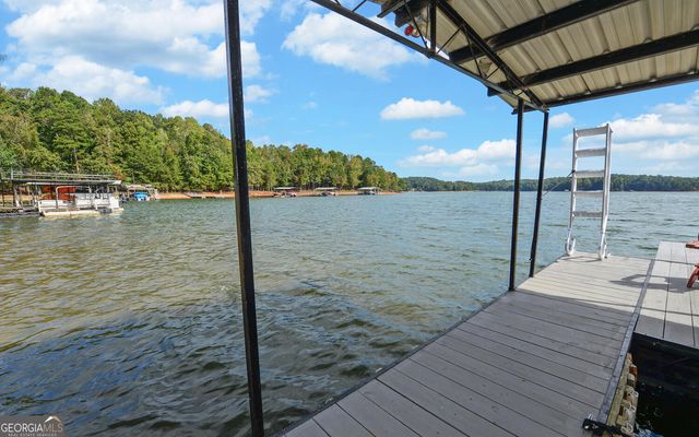 396 Greenleaf Drive, Lavonia, GA 30553