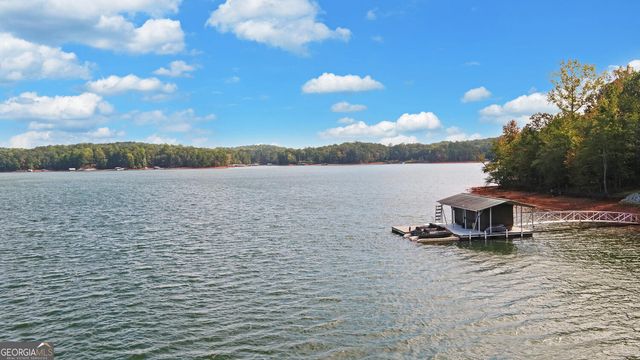 396 Greenleaf Drive, Lavonia, GA 30553