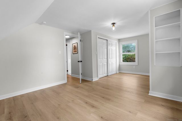 16 Samoset Avenue, North Haven, CT 06473