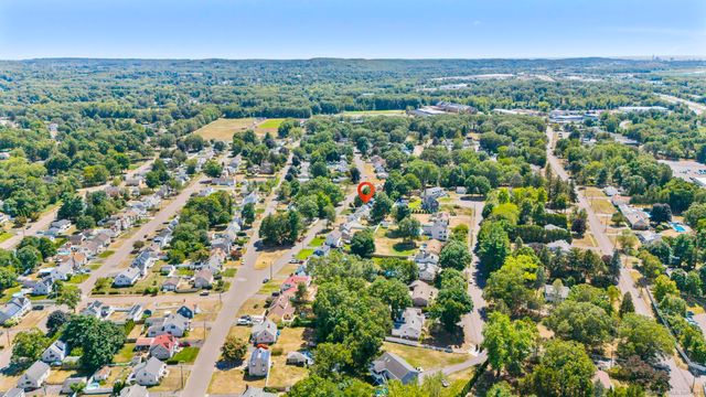 16 Samoset Avenue, North Haven, CT 06473