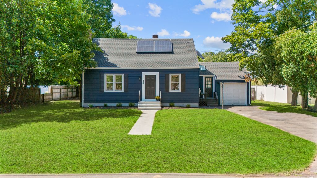 16 Samoset Avenue, North Haven, CT 06473