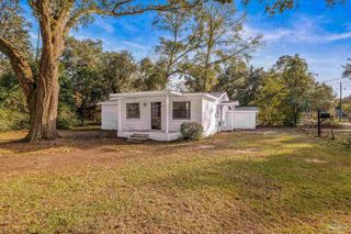 7950 Hayworth Ave, Pensacola, FL 32534