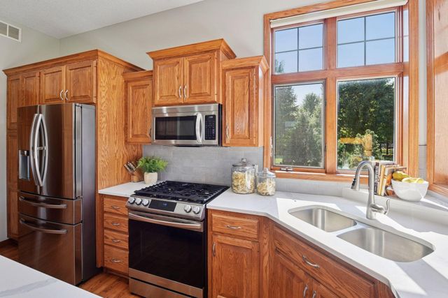 24120 Redwing Avenue, New Prague, MN 56071