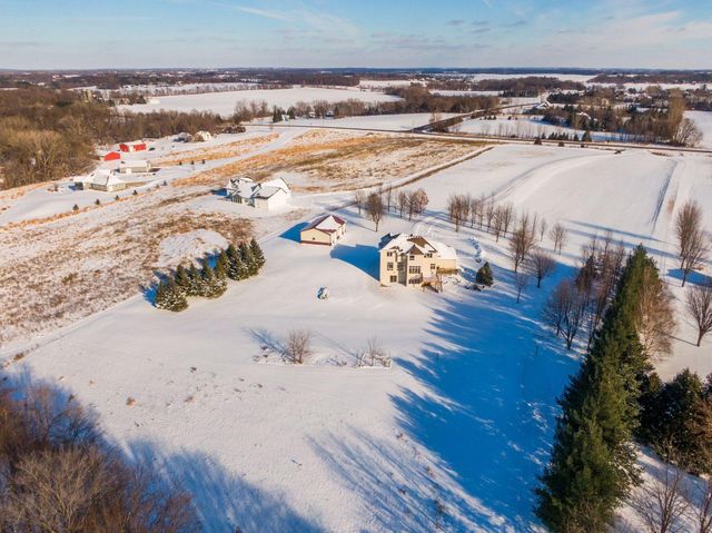 24120 Redwing Avenue, New Prague, MN 56071