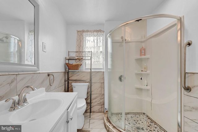 3935 N 8TH ST, Philadelphia, PA 19140