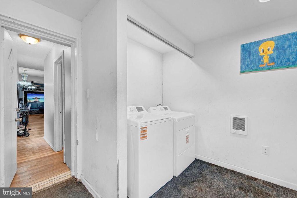Image 17 of property listing at 3935 N 8TH ST, Philadelphia, PA 19140