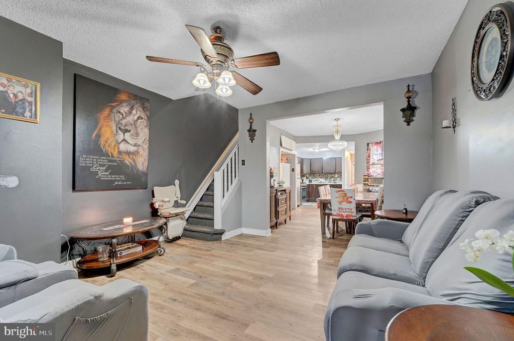 Image 6 of property listing at 3935 N 8TH ST, Philadelphia, PA 19140