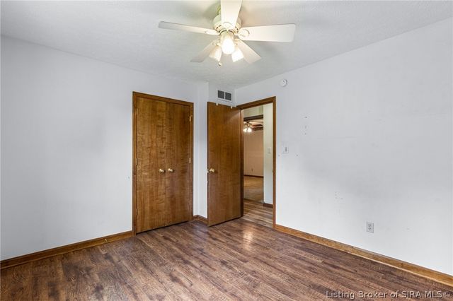 8465 Scottsville Road, Floyds Knobs, IN 47106