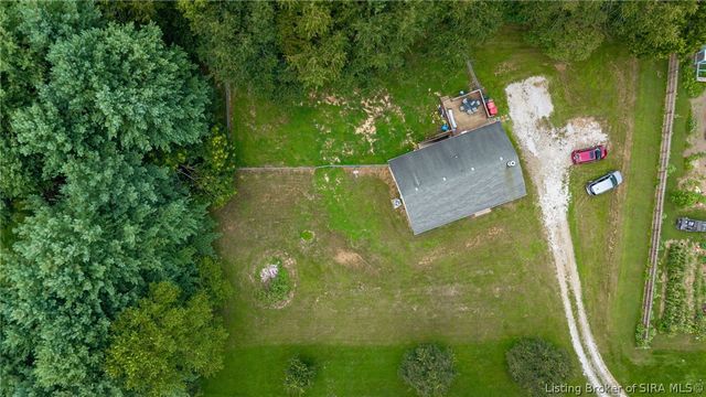 8465 Scottsville Road, Floyds Knobs, IN 47106