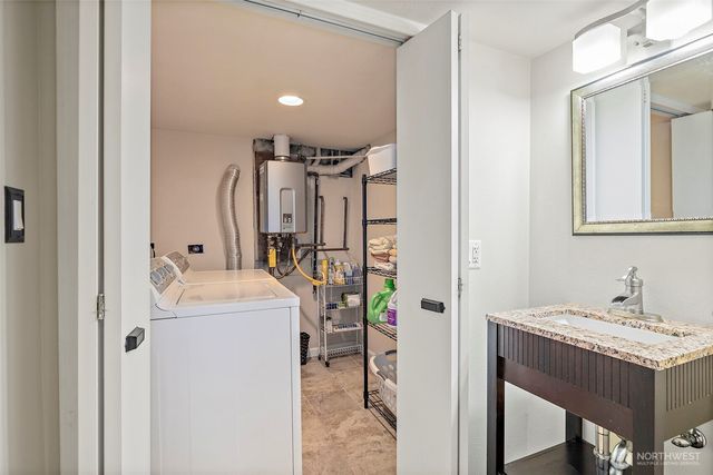 6837 S Thompson Avenue, Tacoma, WA 98408