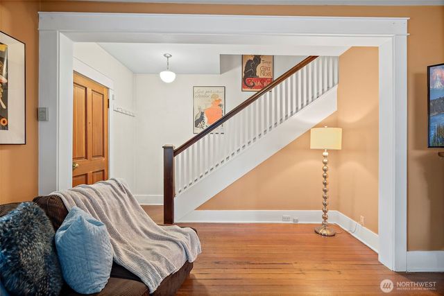 6837 S Thompson Avenue, Tacoma, WA 98408