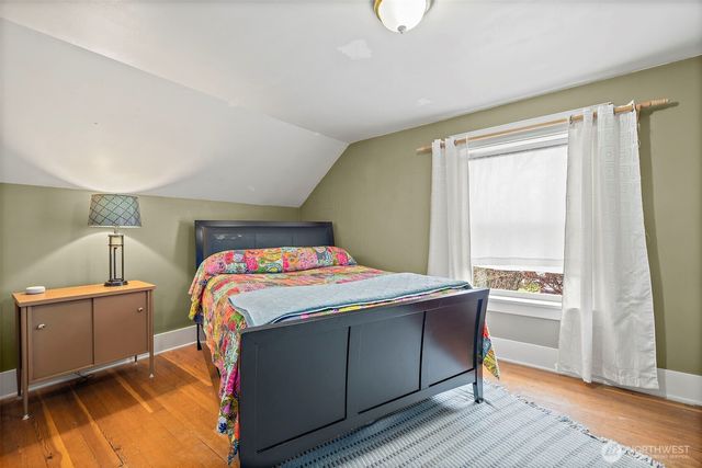 6837 S Thompson Avenue, Tacoma, WA 98408