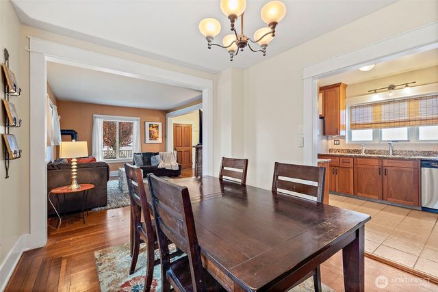 6837 S Thompson Avenue, Tacoma, WA 98408