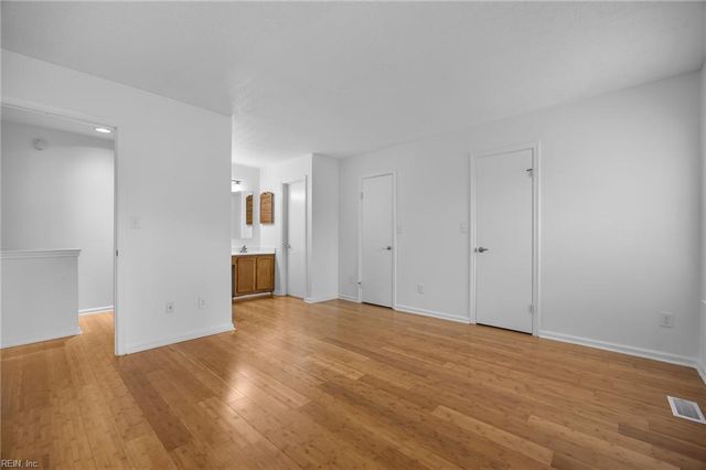 264 Ferdinand CIR, Virginia Beach, VA 23462