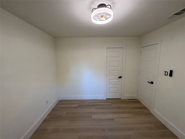 402 Tiawah Drive, Dallas, TX 75217