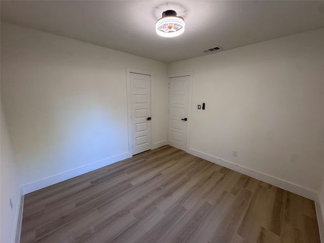 402 Tiawah Drive, Dallas, TX 75217