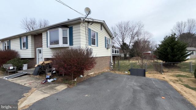 109 PORTER WAY, Charles Town, WV 25414