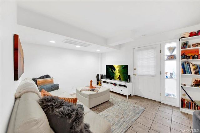 1456 Boston Post Road K-2, Larchmont, NY 10538