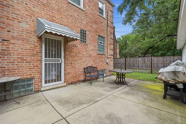 7559 S Hoyne Avenue, Chicago, IL 60620