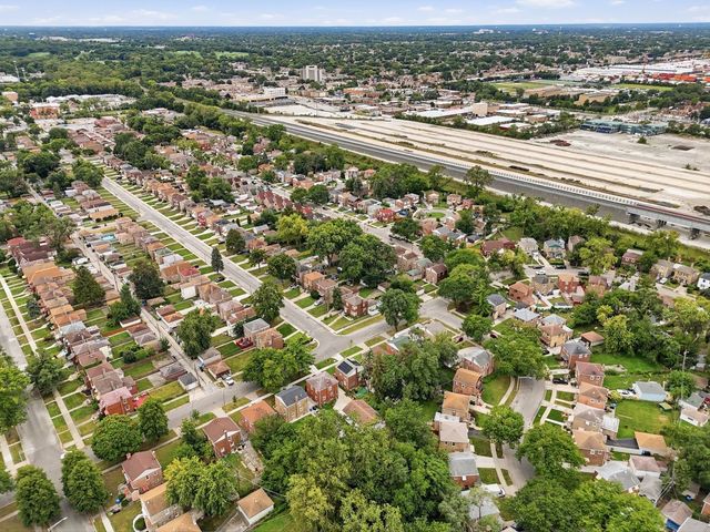 7559 S Hoyne Avenue, Chicago, IL 60620