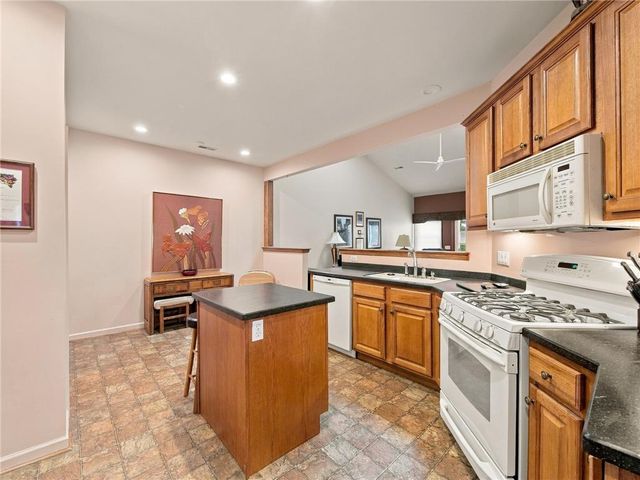 2673 Terrwood Drive West, Lower Macungie Twp, PA 18062