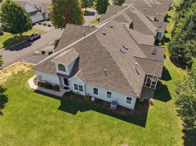 2673 Terrwood Drive West, Lower Macungie Twp, PA 18062