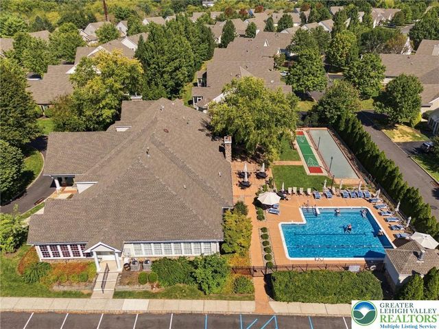2673 Terrwood Drive West, Lower Macungie Twp, PA 18062