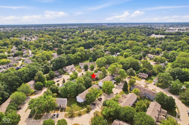 9412 Timber View Drive, Indianapolis, IN 46250