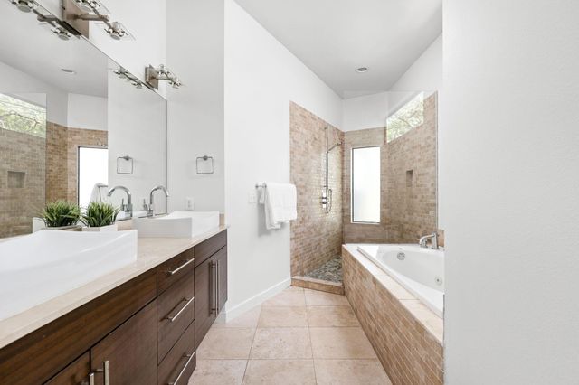 1907 W 30th ST, Austin, TX 78703