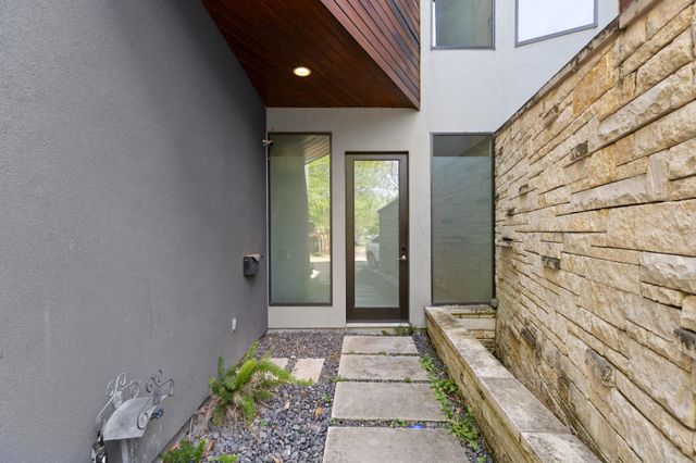 1907 W 30th ST, Austin, TX 78703