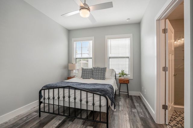 922 N Hill Street, South Bend, IN 46617